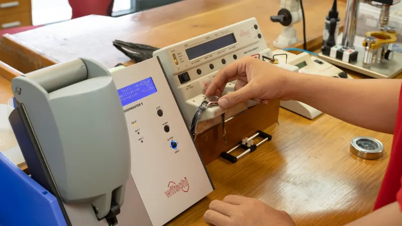 Điều kiện áp dụng và từ chối bảo hành